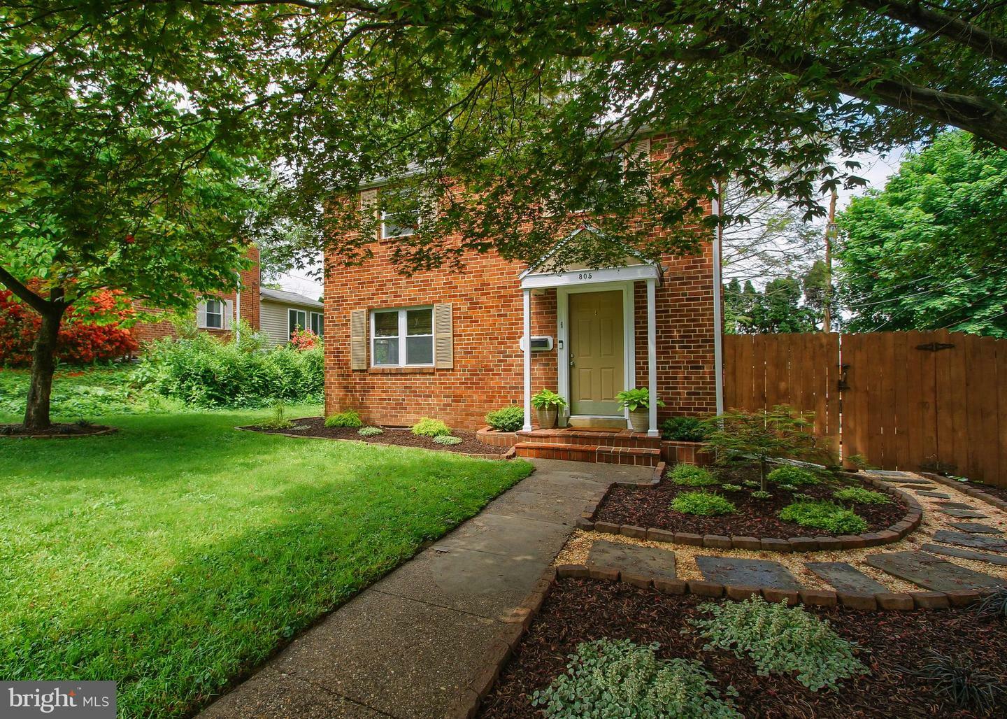 Property Photo:  805 5th Street  PA 17070 