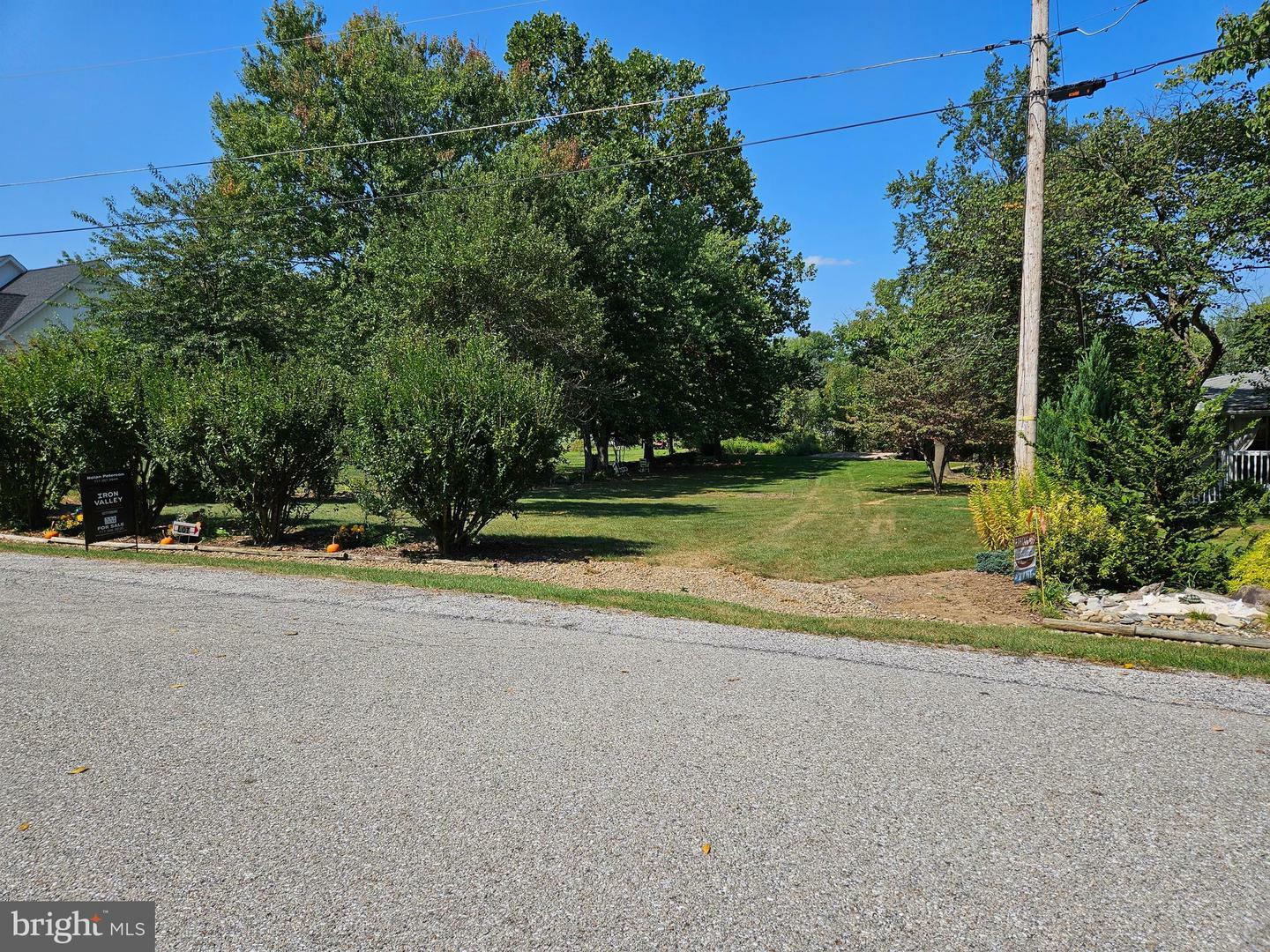 Property Photo: 11 Thomas Drive PA 17316