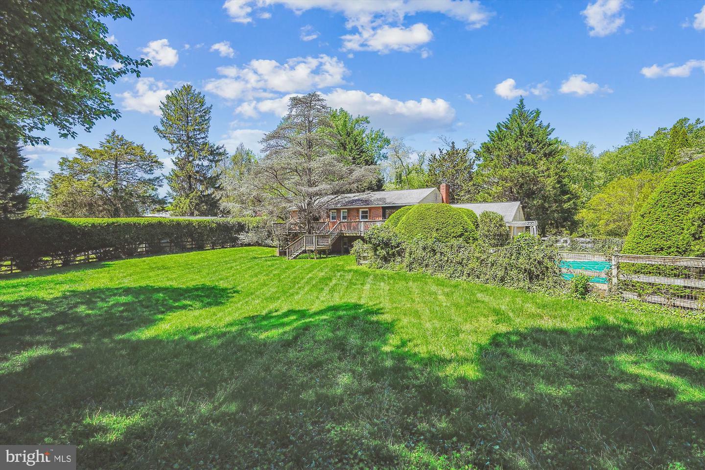 Property Photo: 1805 McGuire Court VA 22182
