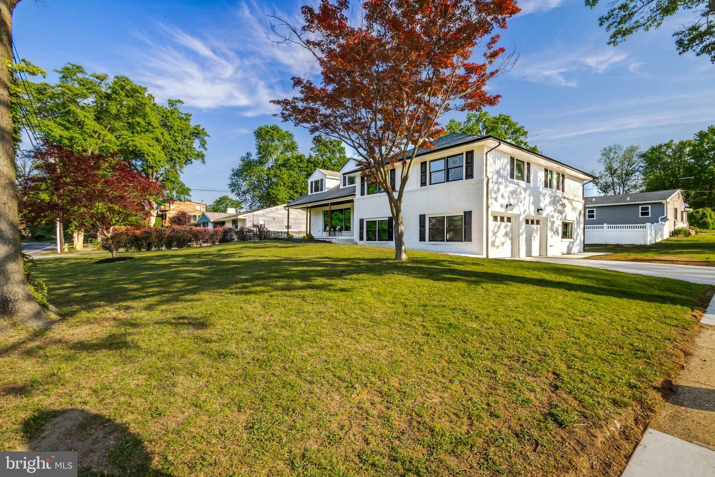 Property Photo: 929 Lakeshore Drive NJ 08108