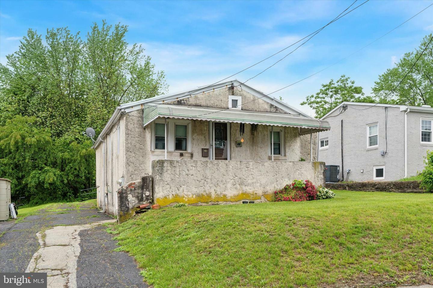 416 South Street  Phoenixville PA 19460 photo