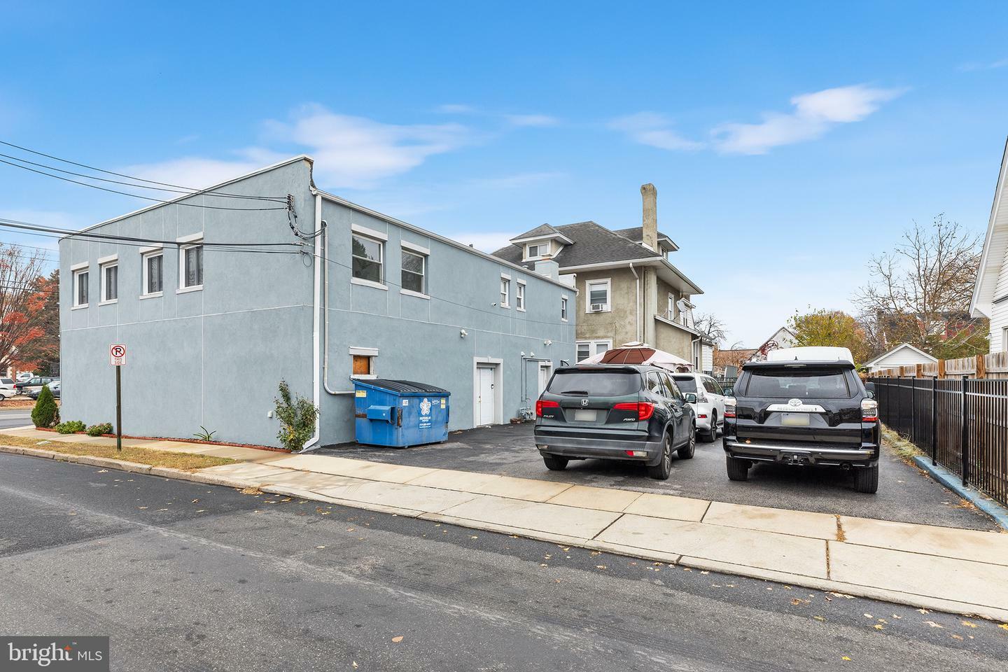 Property Photo: 9138 W Chester Pike PA 19082