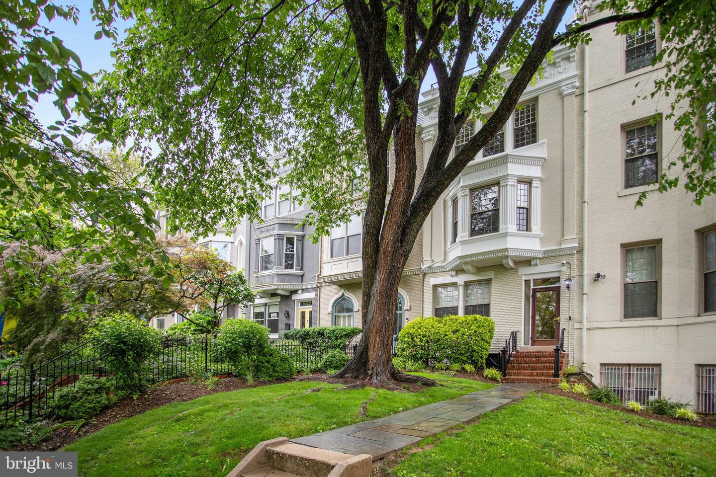 Property Photo: 101 North Carolina Avenue SE A300 DC 20003