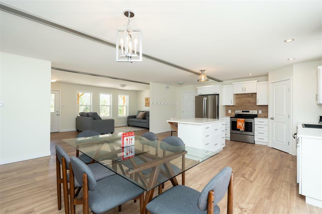 Property Photo: 14 Evergreen Road MB R0E 2C0