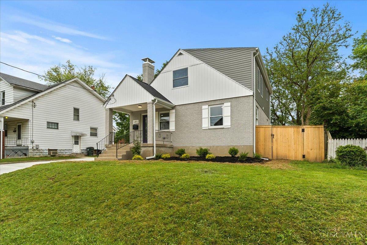 Property Photo: 6812 Alpine Avenue OH 45236