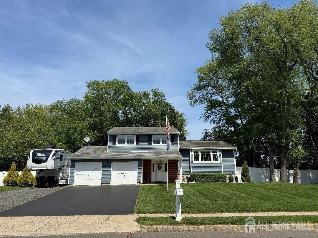 Property Photo: 4 Wedgewood Court NJ 08816