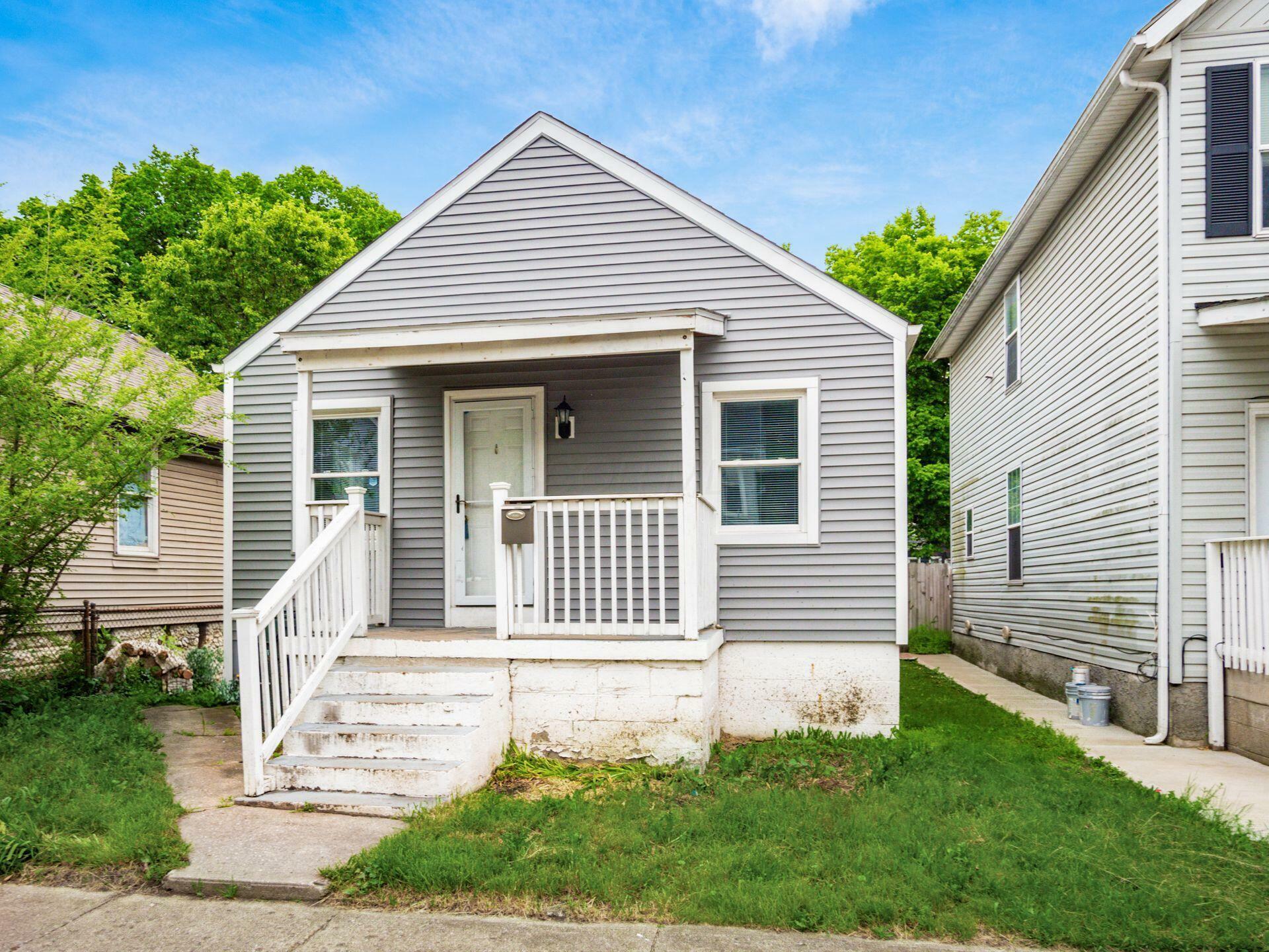 Property Photo: 84 Meek Avenue OH 43222