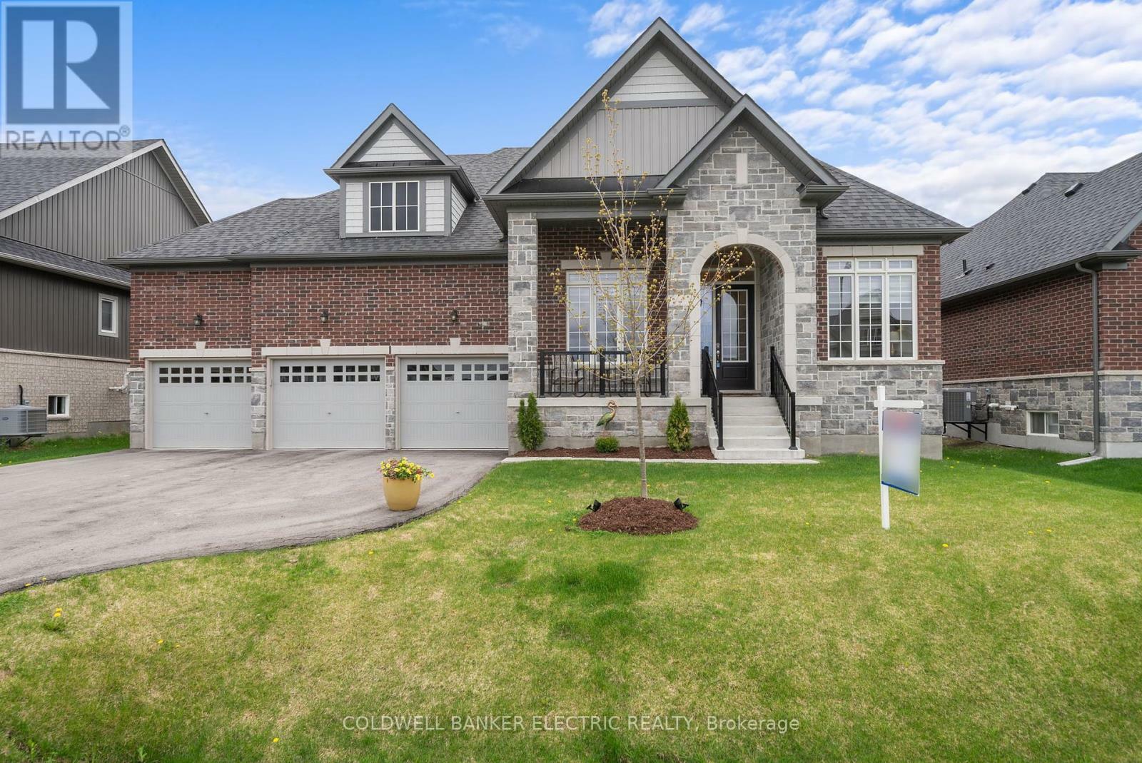 Property Photo: 11 Golden Meadows Drive ON K9J 0K7
