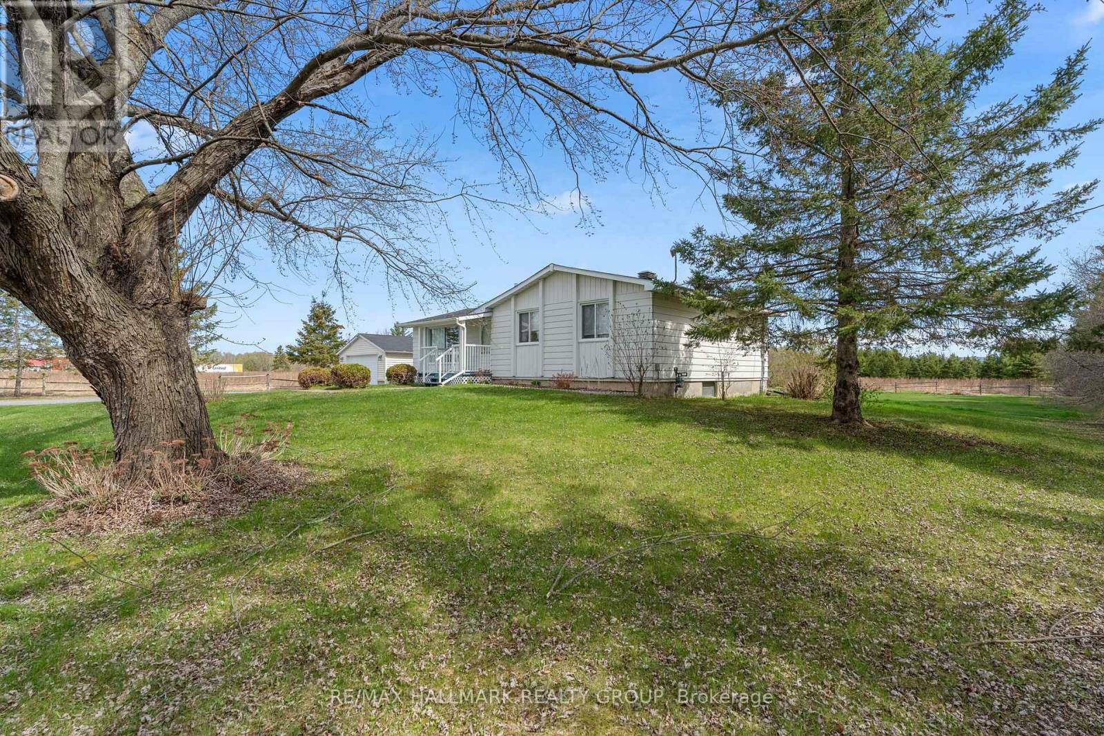 Property Photo:  3756 Dunrobin Road  ON K0A 3M0 