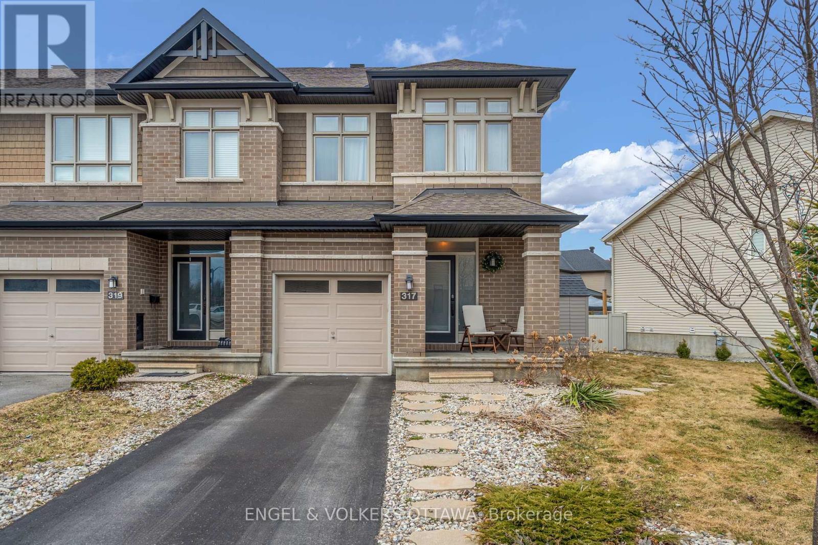 Property Photo: 317 Ardmore Street ON K4M 0E2