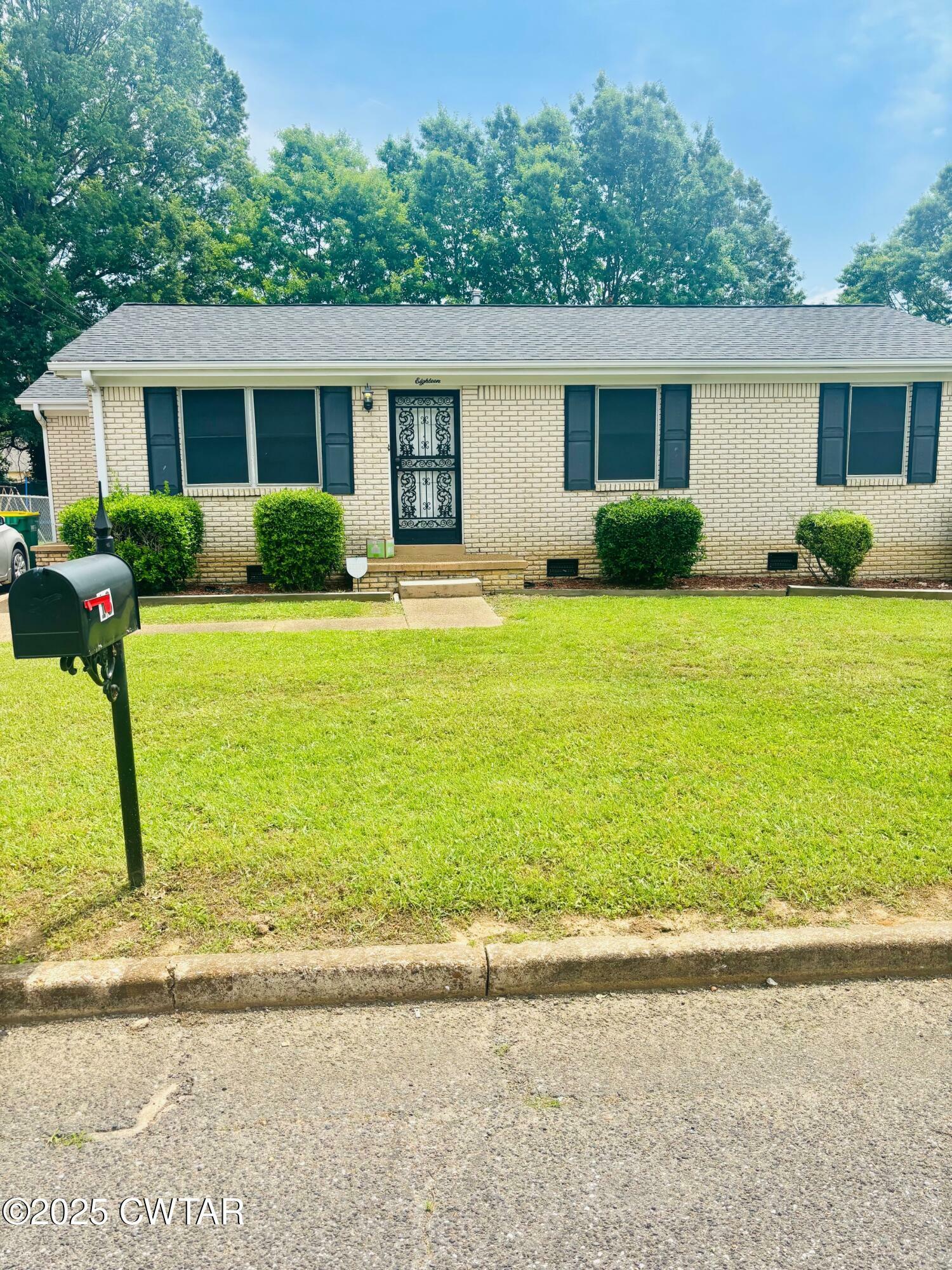 18 Charlotte Drive  Jackson TN 38301 photo