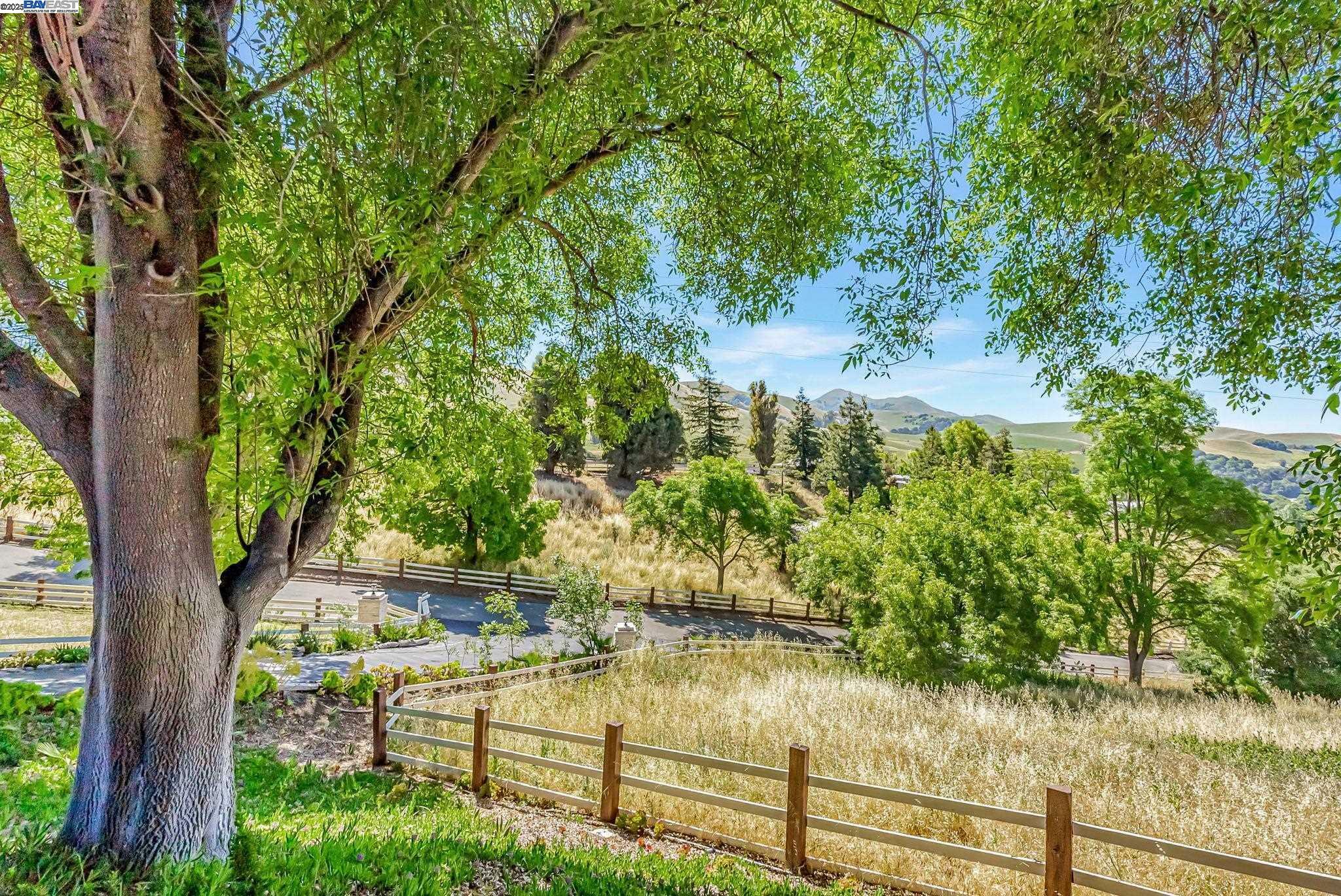 Property Photo:  41660 Vargas Rd  CA 94539 