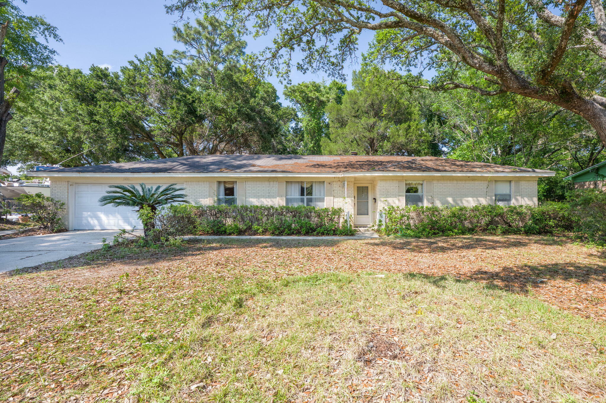 Property Photo: 3470 Summit Boulevard FL 32504