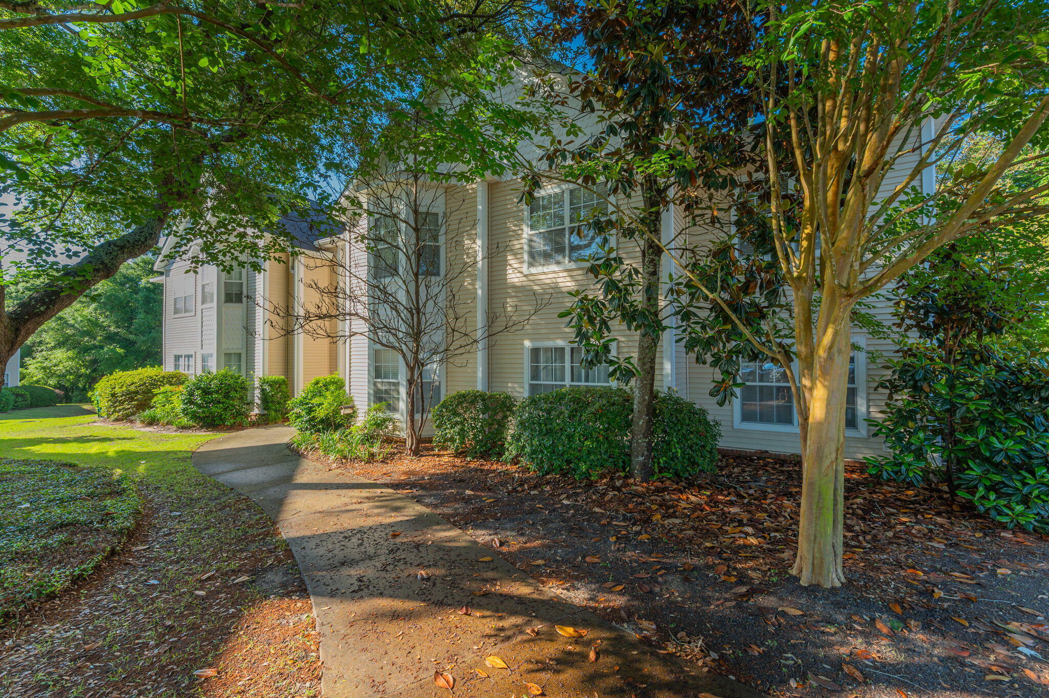 Property Photo: 1501 N Partin Drive 264 FL 32578