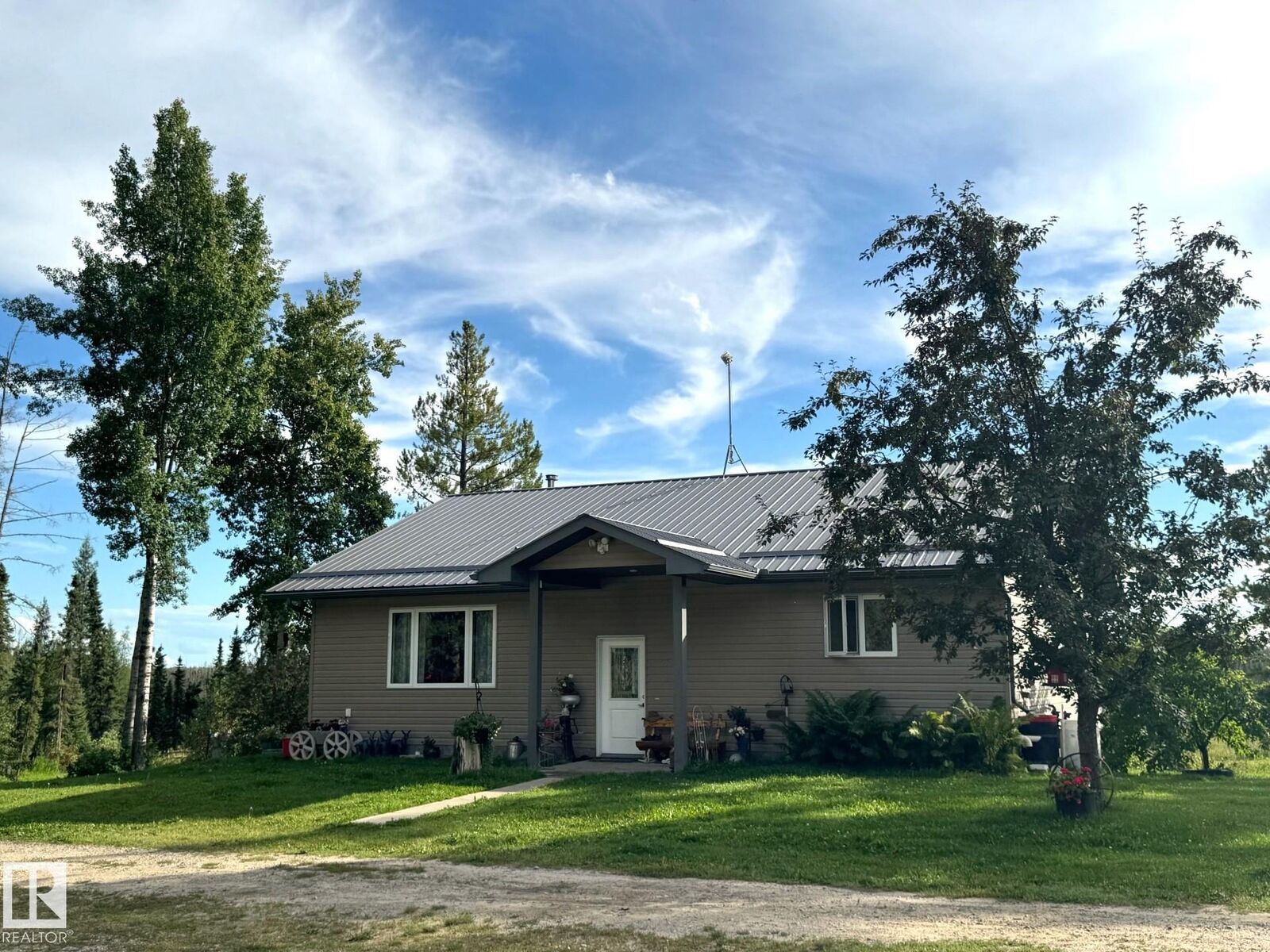 Property Photo: 55310 Rrd 123 AB T0E 1S0