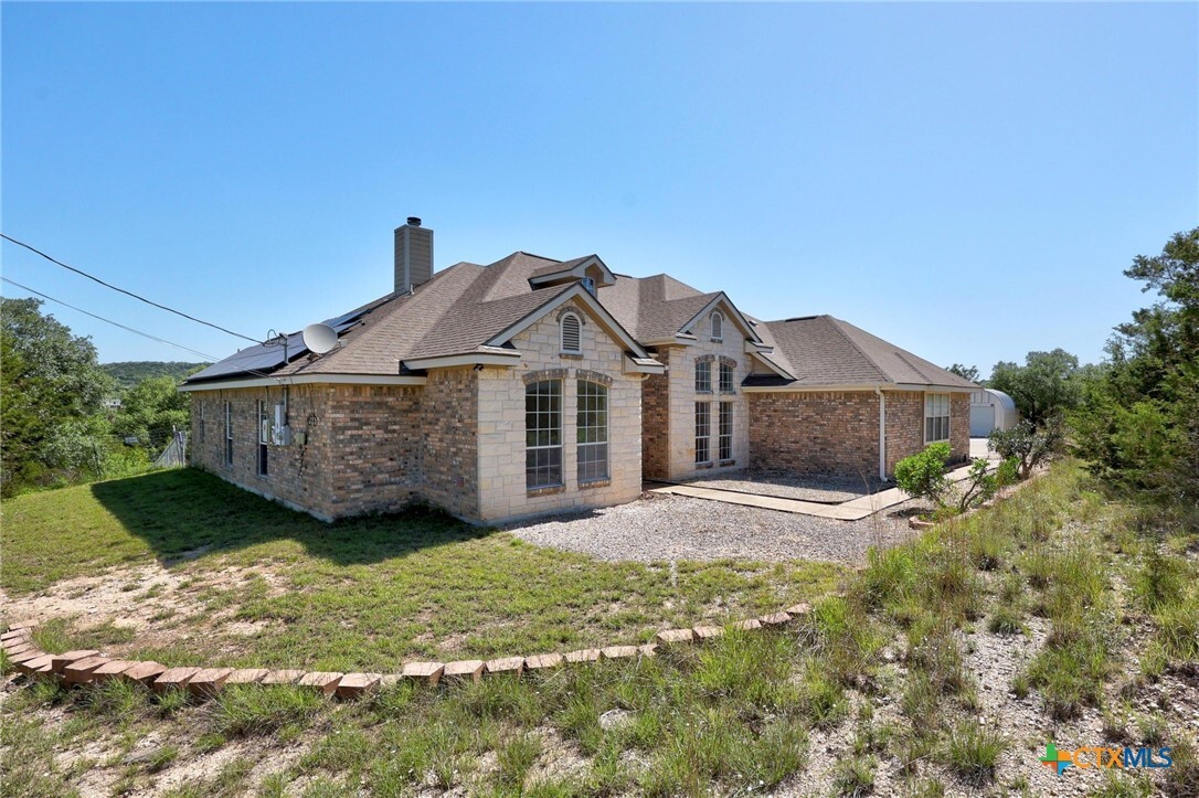 Property Photo: 498 Aspen Circle TX 76549