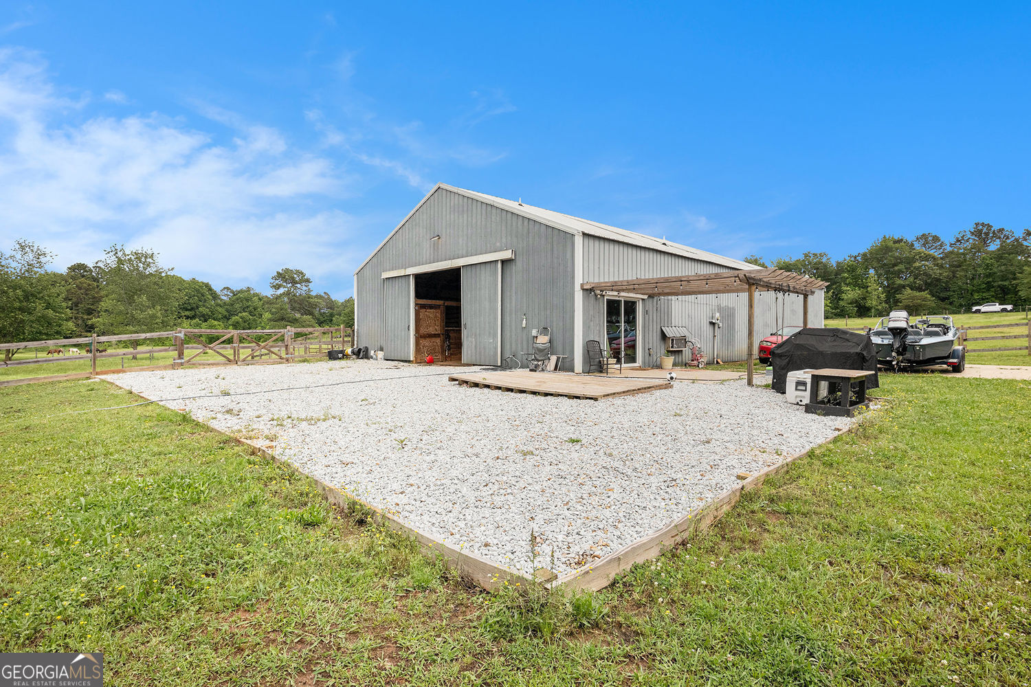 Property Photo: 3852 Woods Bridge Road GA 30529