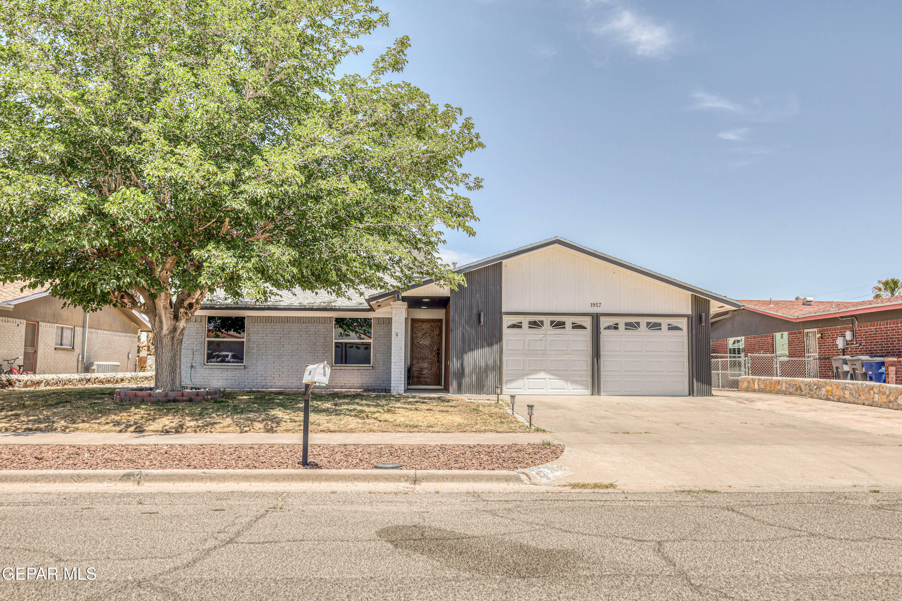 1957 Ratner Circle Circle  El Paso TX 79936 photo