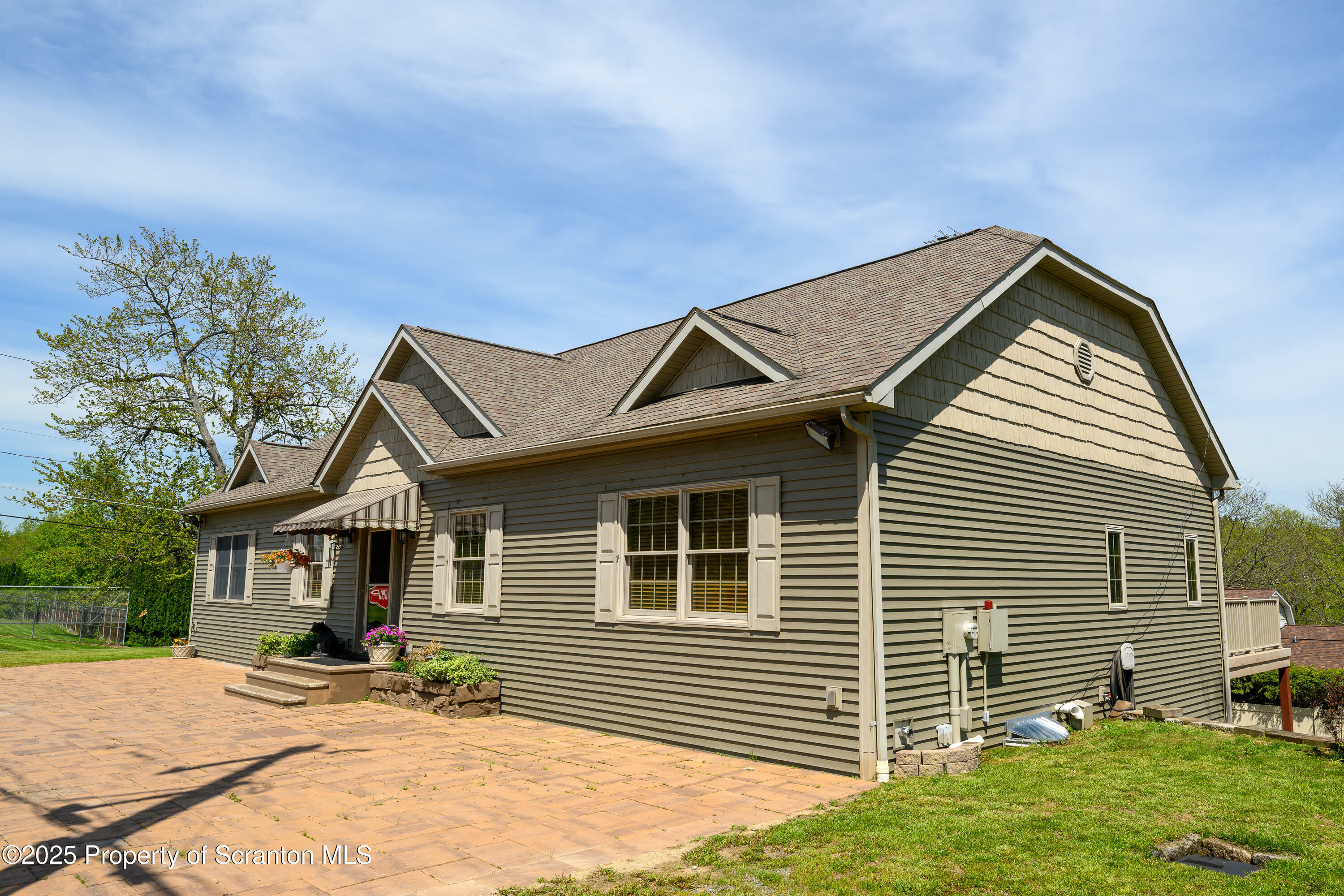 Property Photo: 240 Sunset Avenue PA 18407
