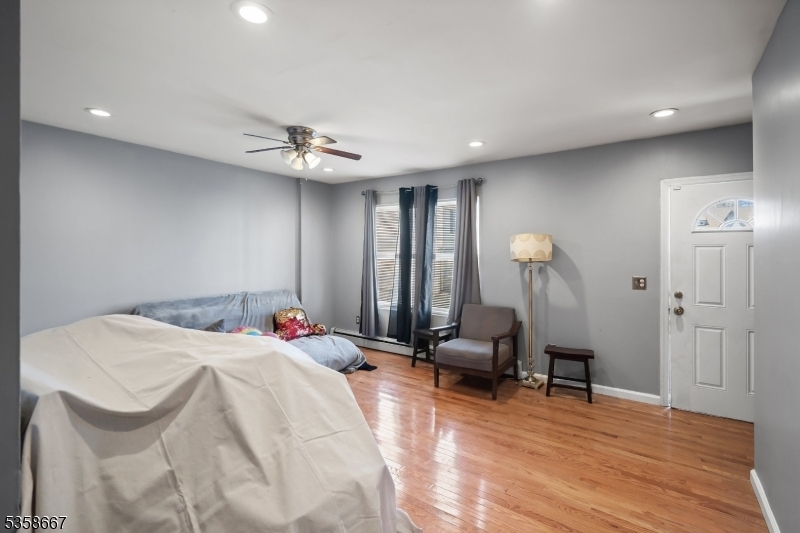 Property Photo: 204 N Clinton St 204A NJ 07017