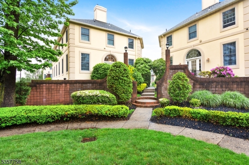 8 Sevell Cir 8  Clark Twp. NJ 07066 photo