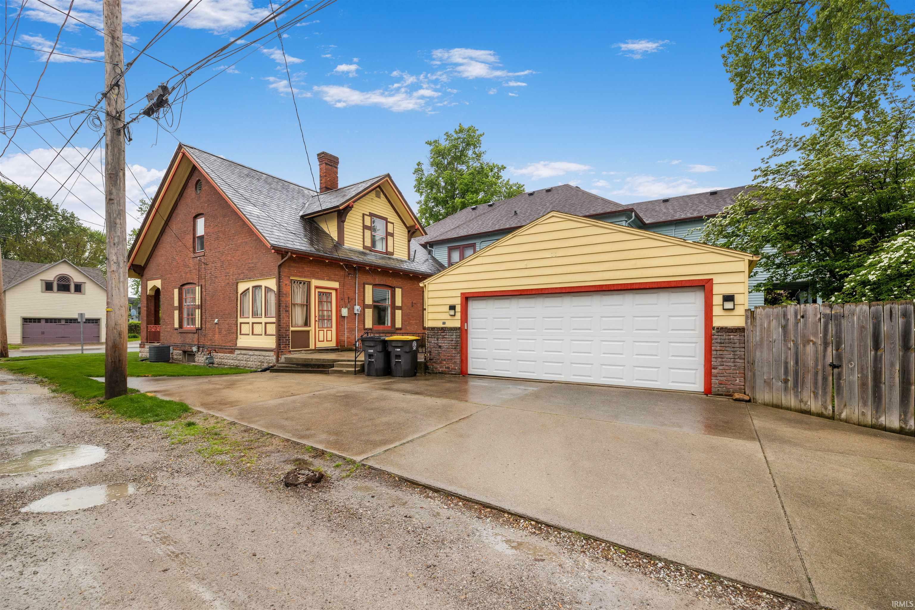 Property Photo: 1217 Columbia Avenue IN 46805-4313