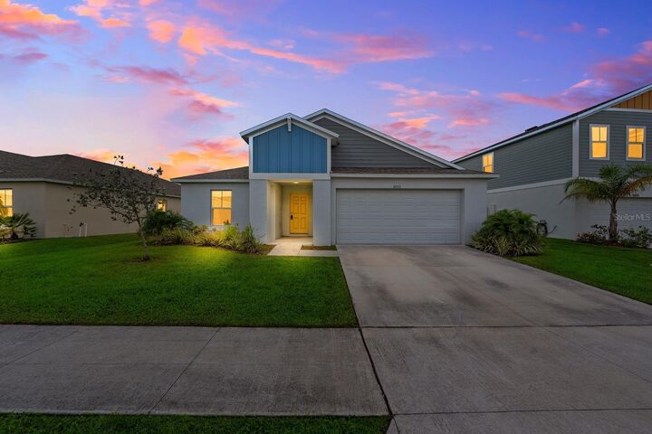 5933 Slate Rock Drive  Lakeland FL 33811 photo