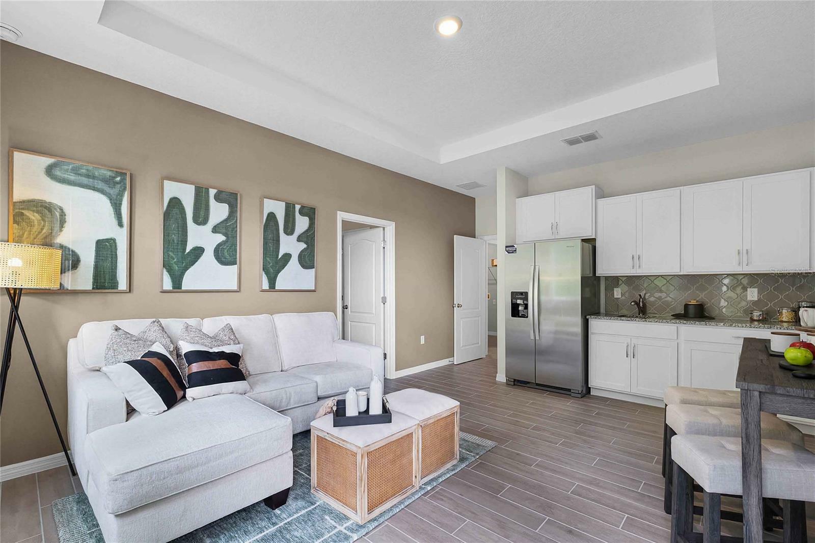 Property Photo: 2092 Ashwood Bluff Drive FL 34761