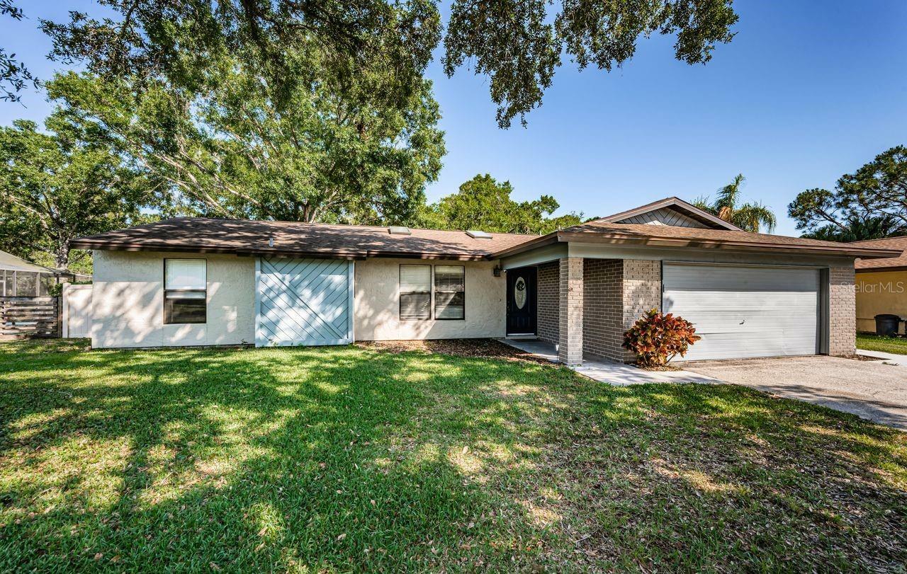 Property Photo: 455 Cypress Lake Court FL 34677