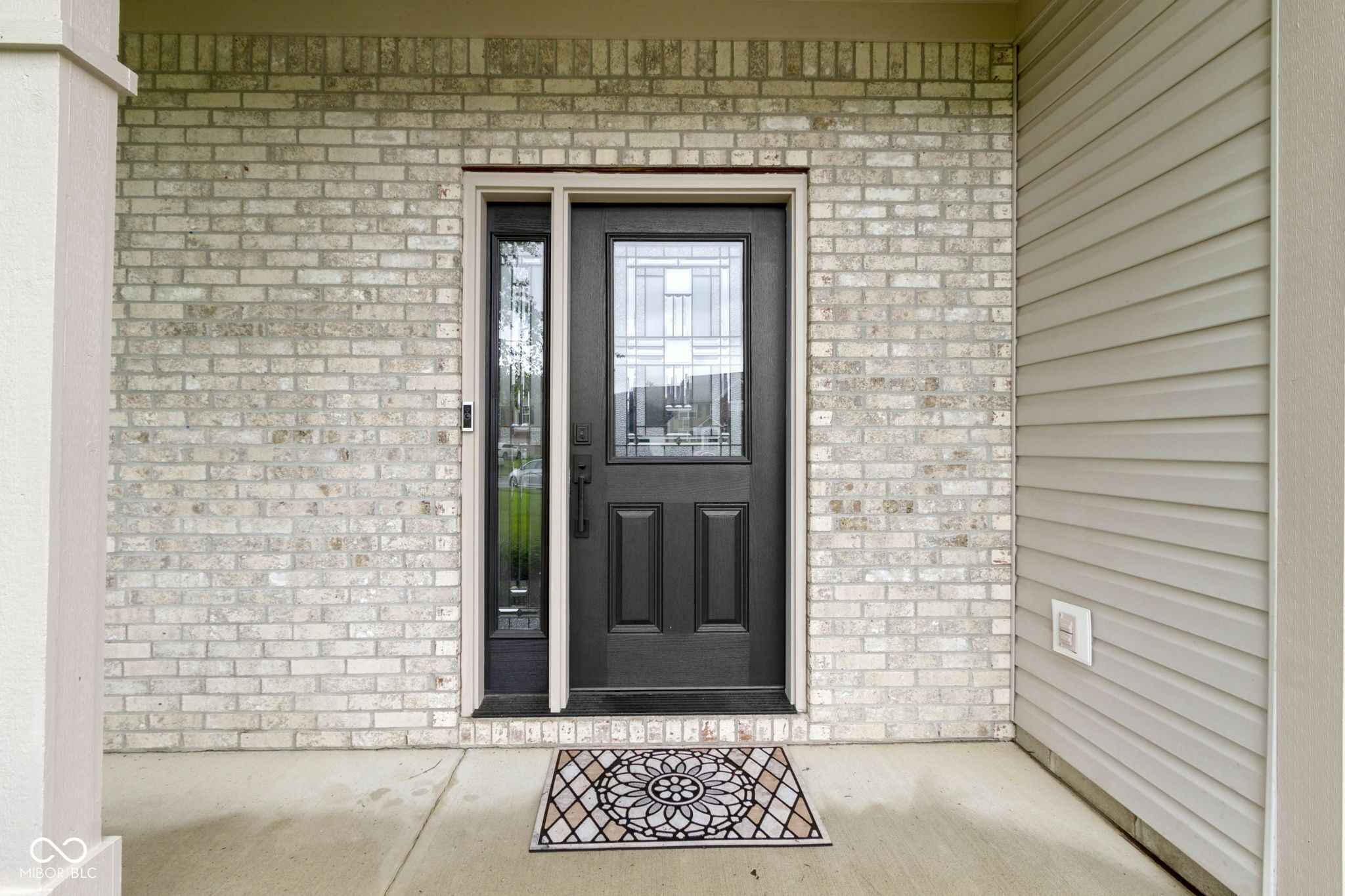 Property Photo:  6822 Woodford Lane  IN 46237 