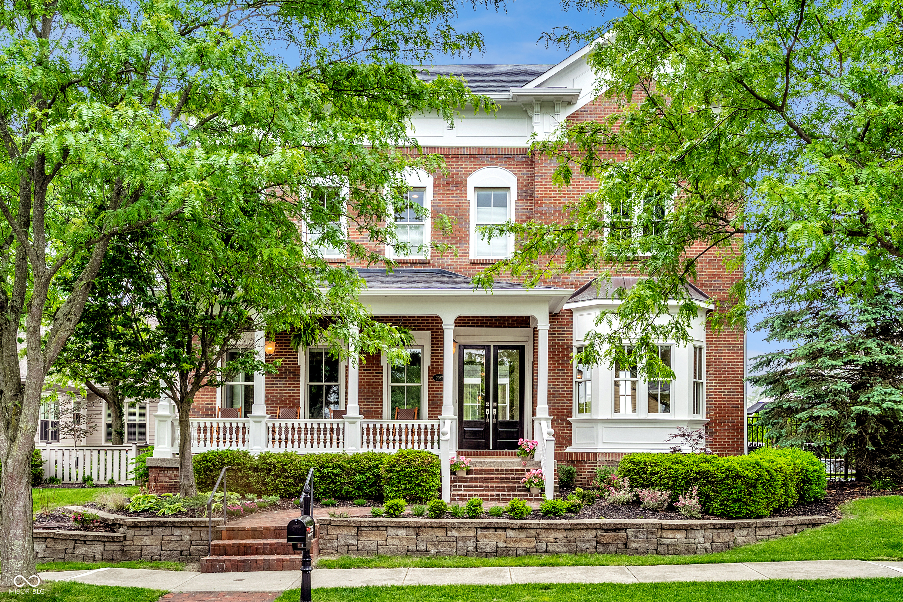Property Photo: 2037 Stanhope Street IN 46032
