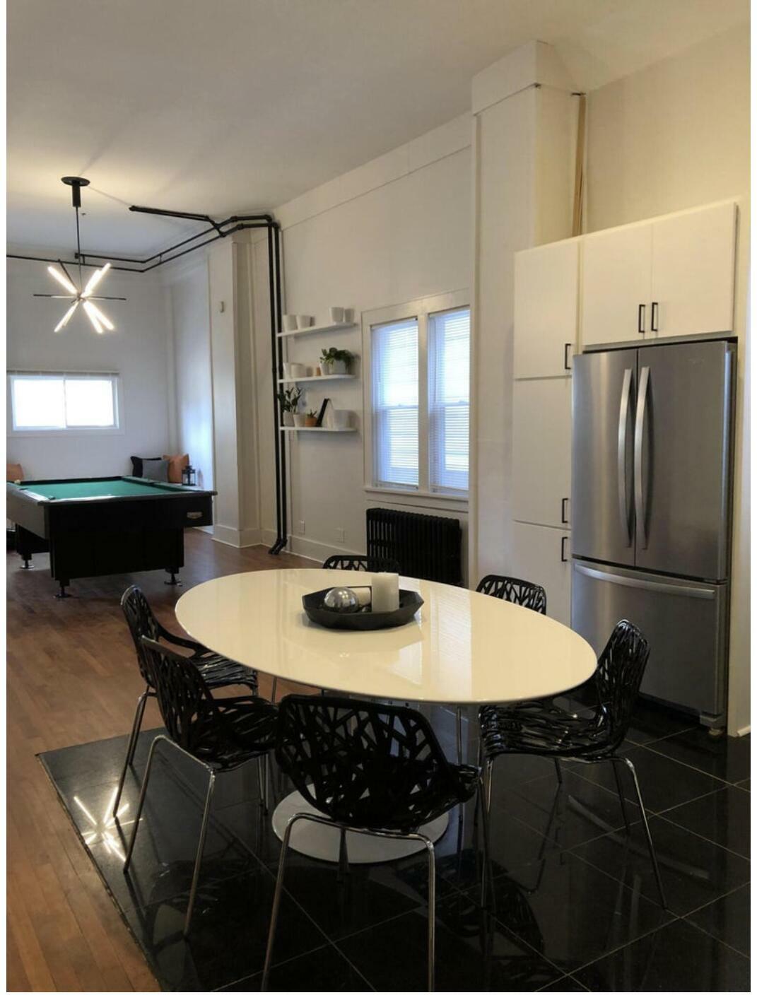 Property Photo: 905 E Clarke St WI 53212