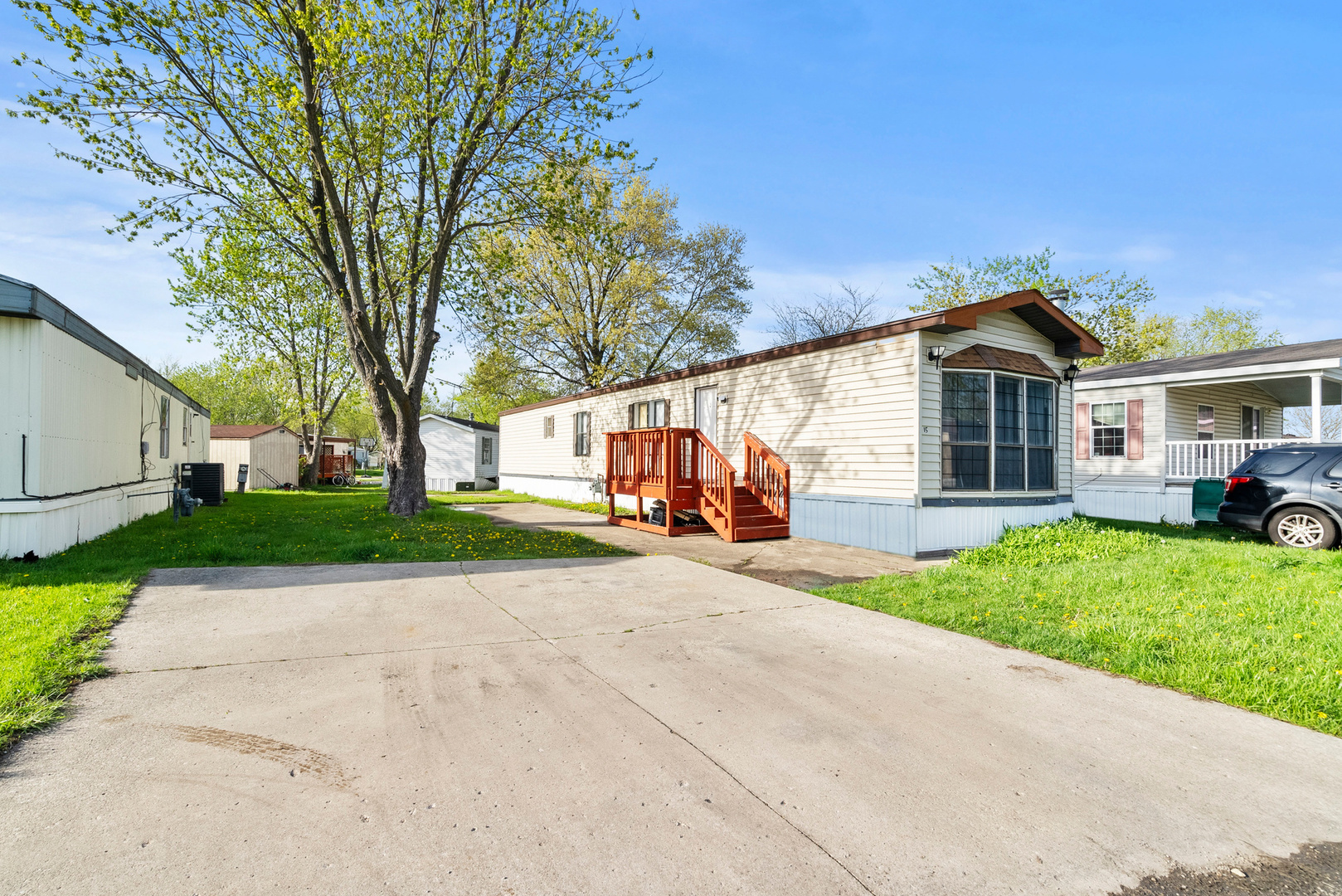 Property Photo: 15 Fairmont Drive IL 60416