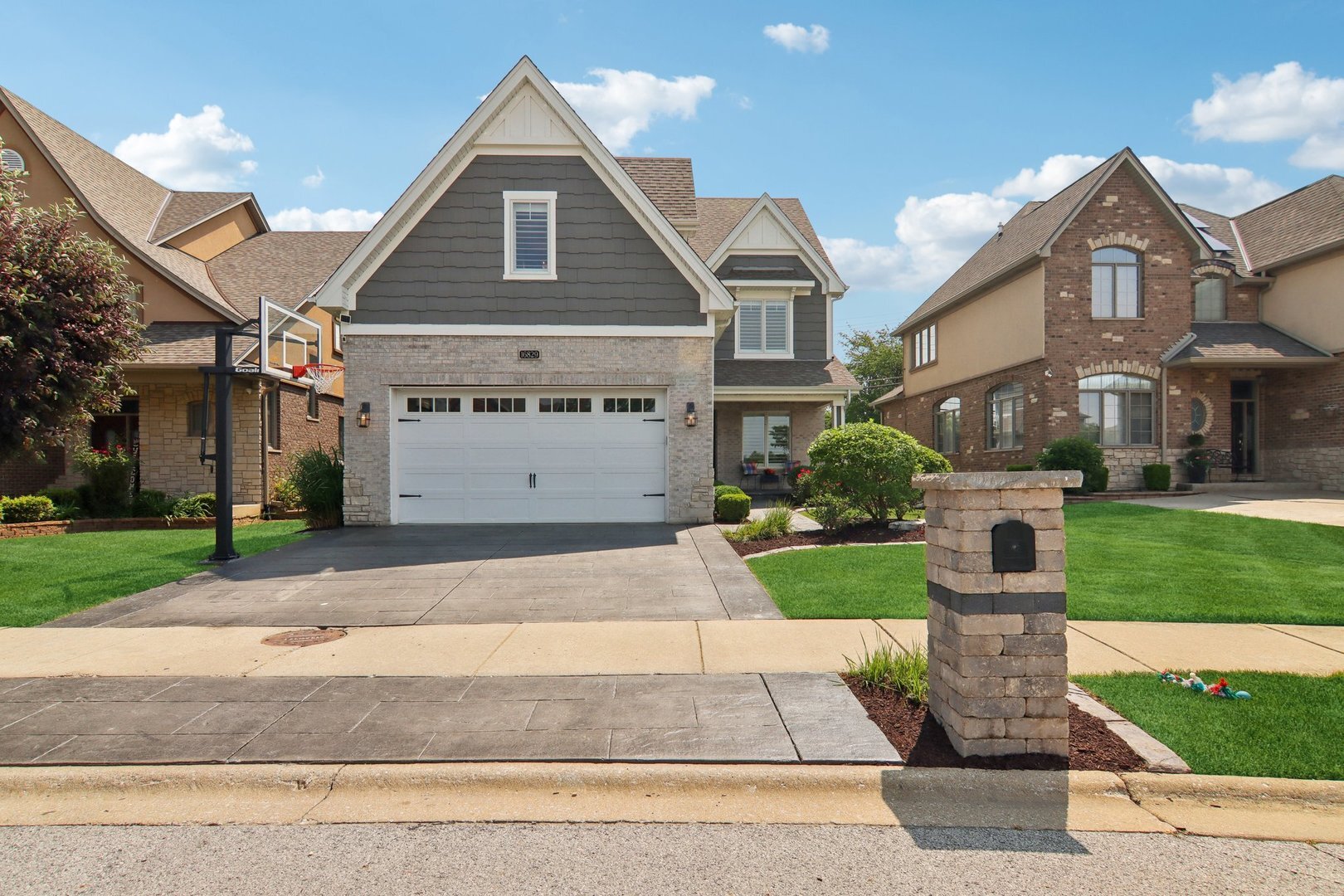 Property Photo: 16829 Sheridans Trail IL 60467