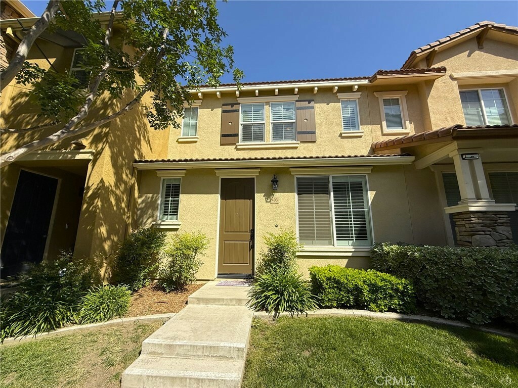 30505 Canyon Hills Road 403  Lake Elsinore CA 92532 photo