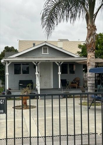 1731 E 64th Street  Los Angeles CA 90001 photo