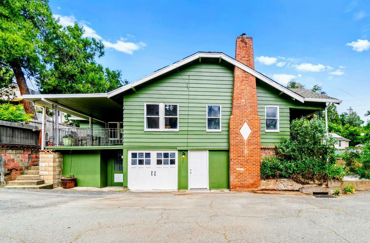 Property Photo:  700 Canal Street  CA 95667 