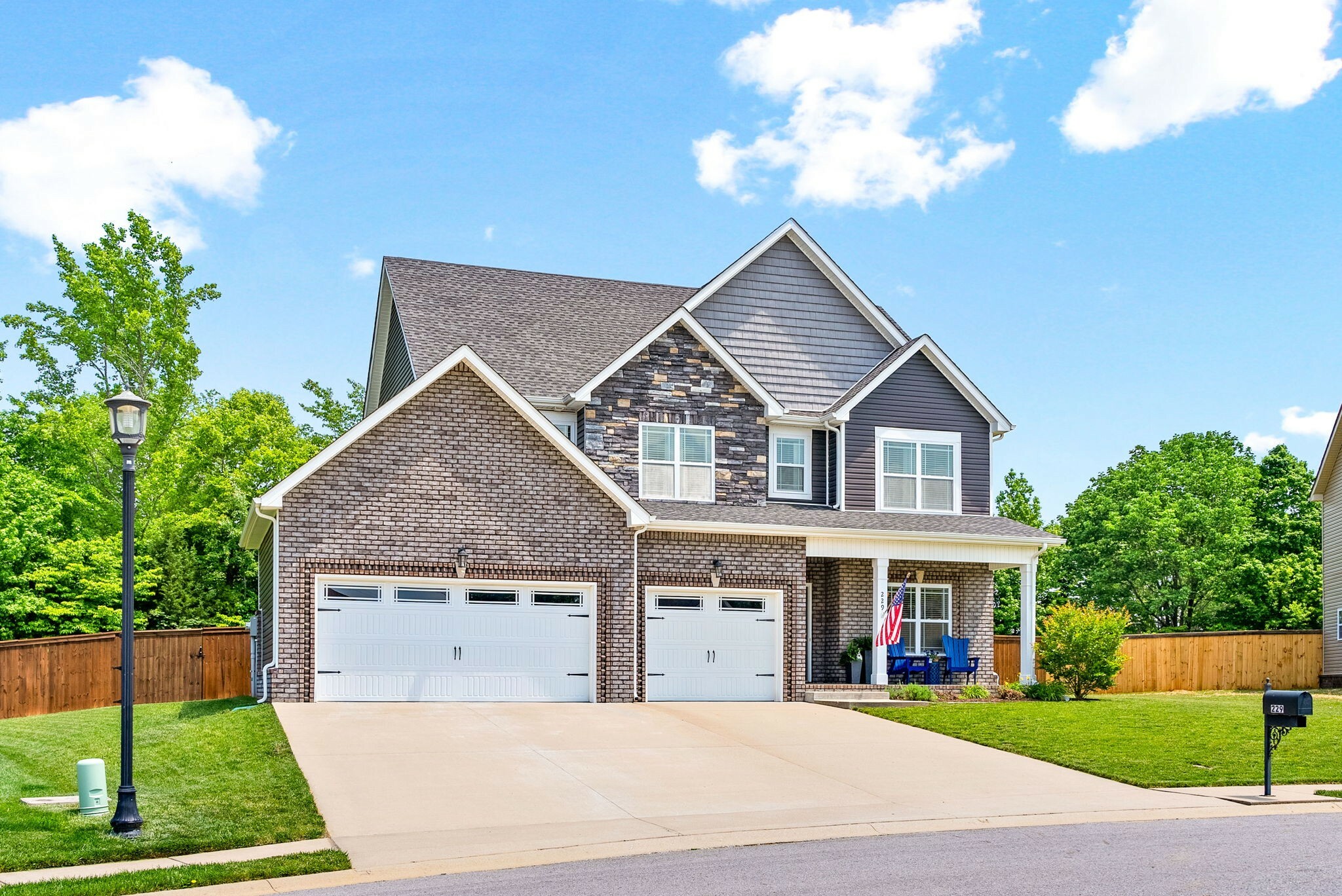 Property Photo: 229 Ledina Ct TN 37043
