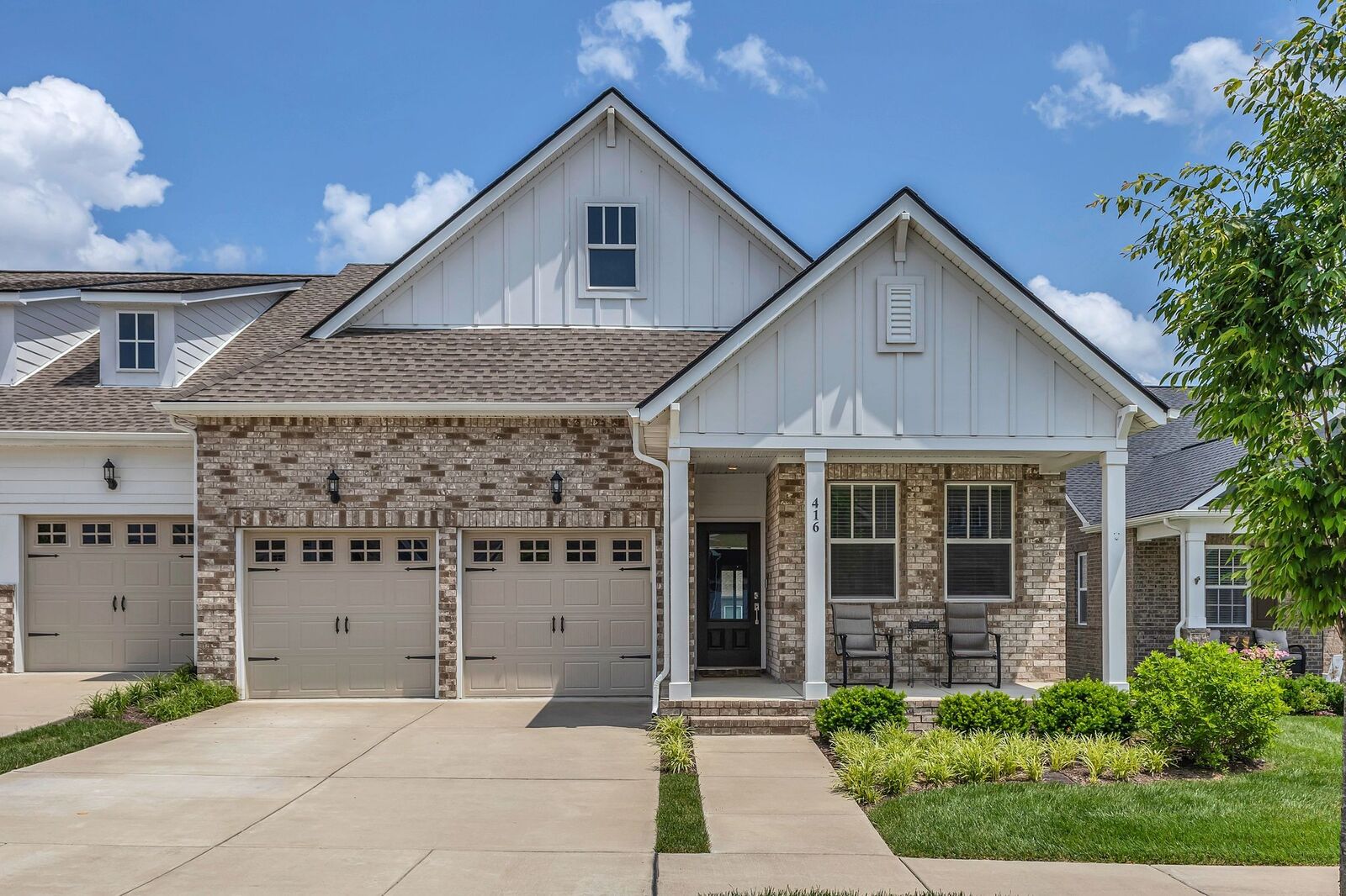 Property Photo: 416 Golden Meadow Ln TN 37075