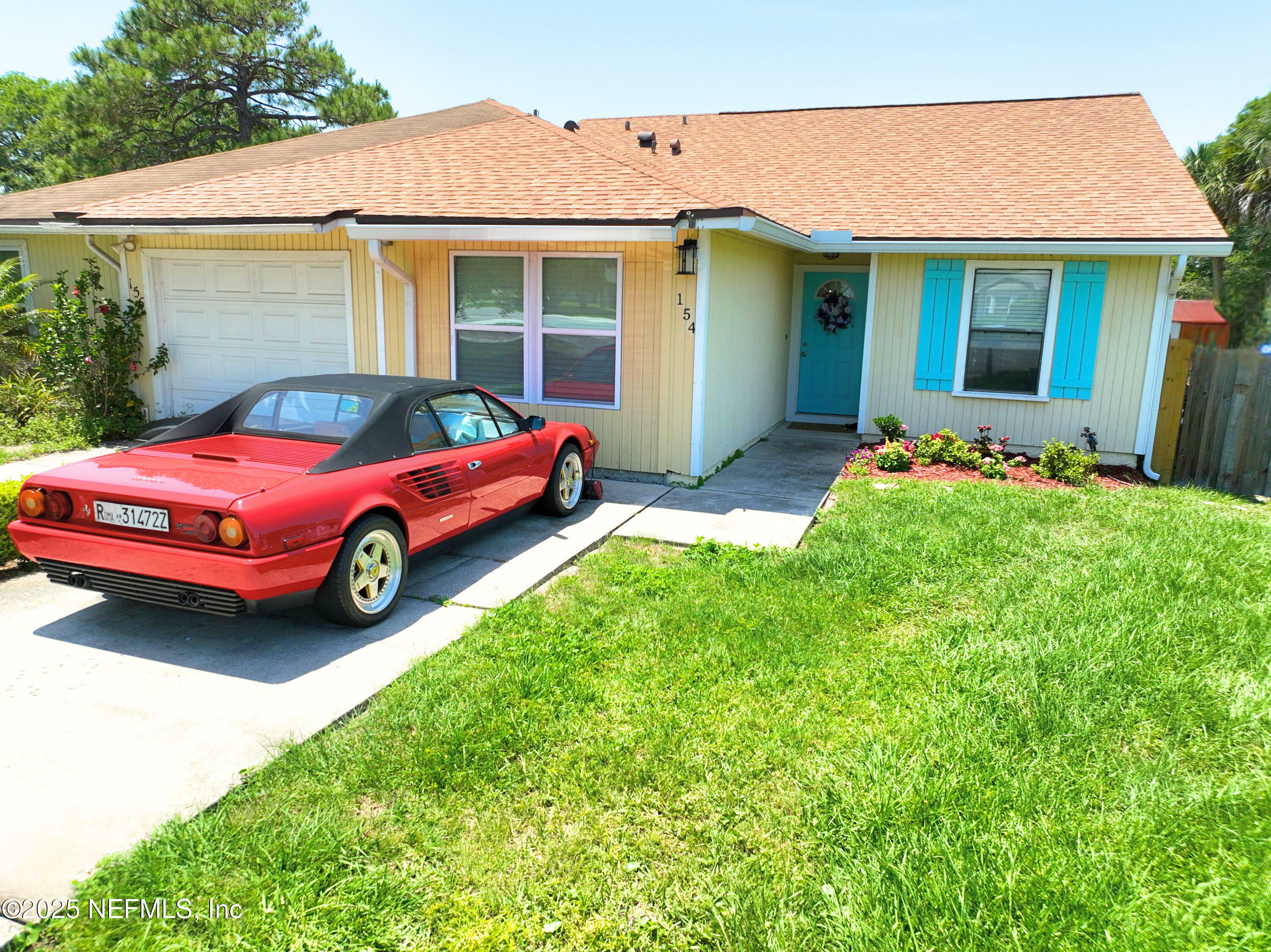 Property Photo: 154 Del Prado Court FL 32082