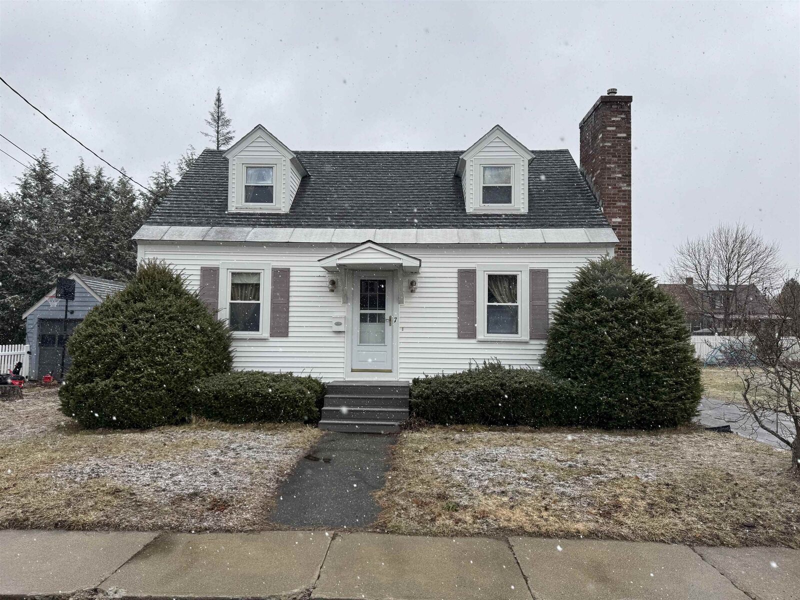 Property Photo: 7 Lindy Avenue NH 03743
