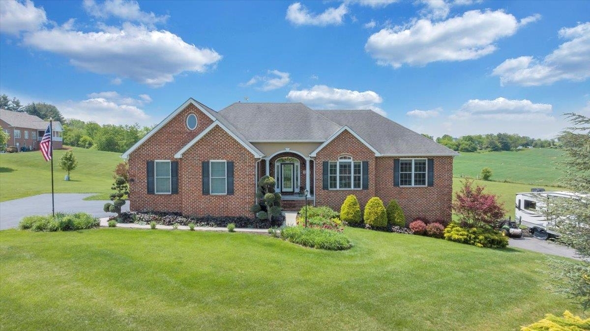 Property Photo: 2335&Amp2345 Lake Vista Drive VA 24073