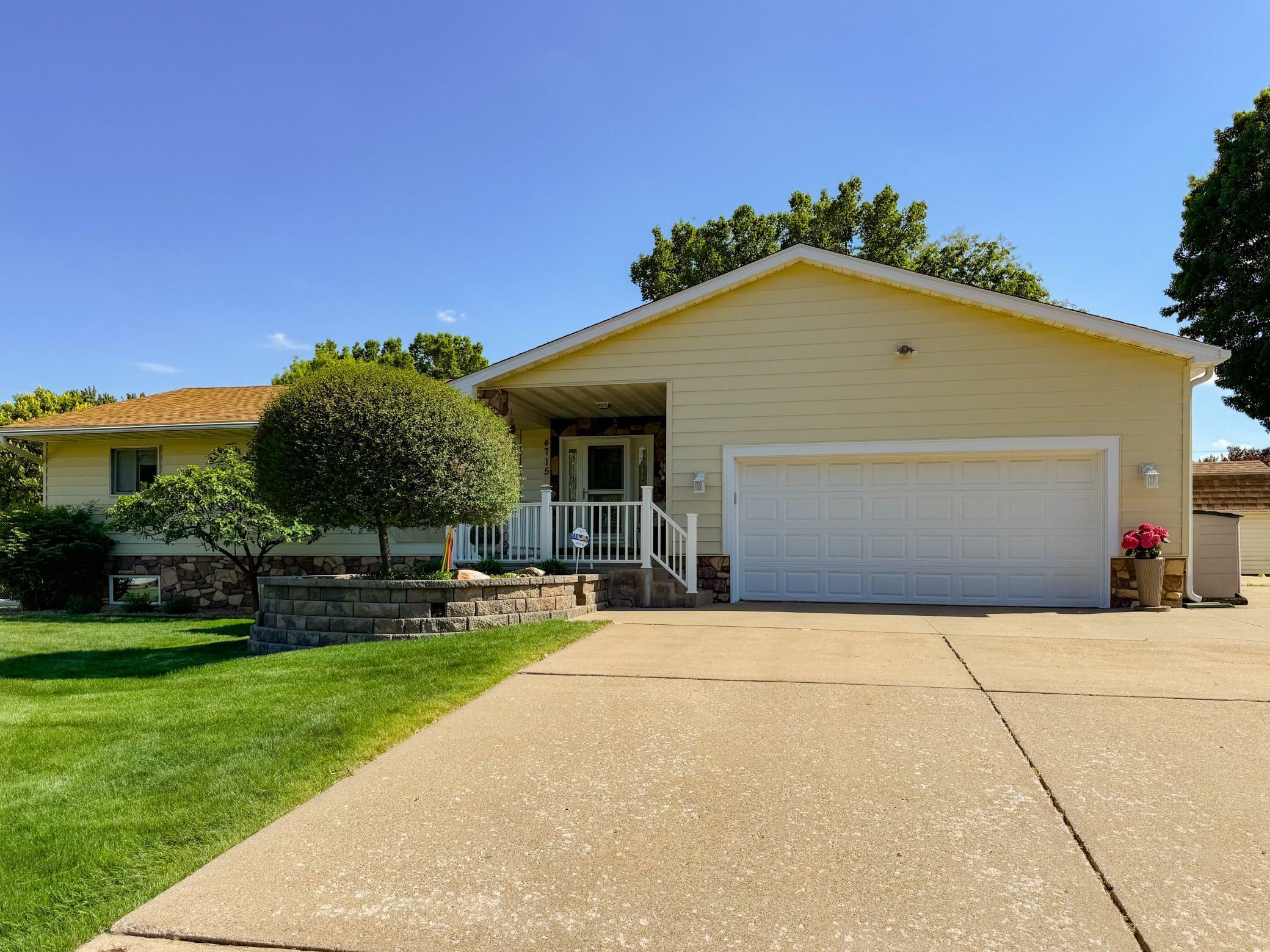 Property Photo: 4715 Culver Road MN 55422