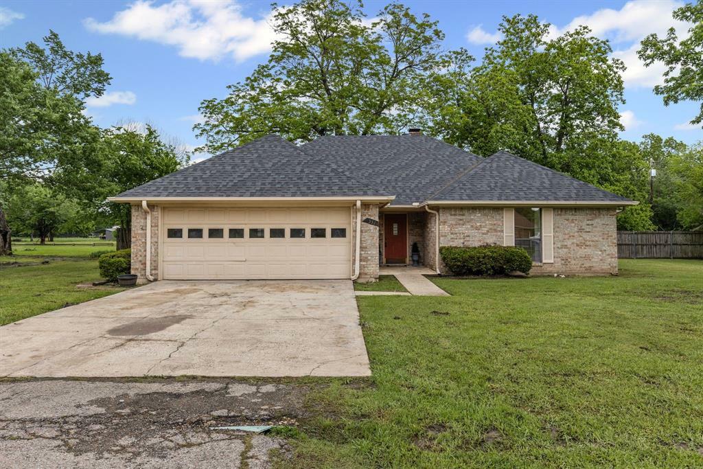 Property Photo: 551 9th Street TX 75432