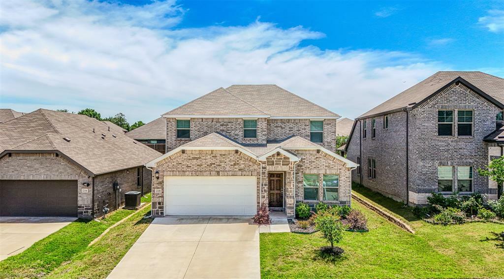 Property Photo: 218 Luna Lane TX 75065