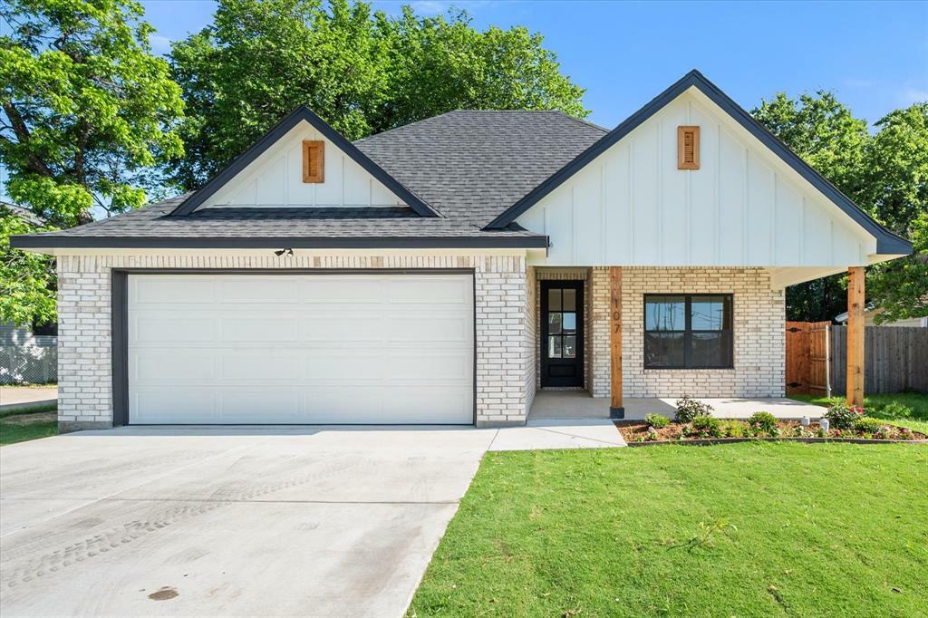 Property Photo: 107 Eureka Street TX 76086