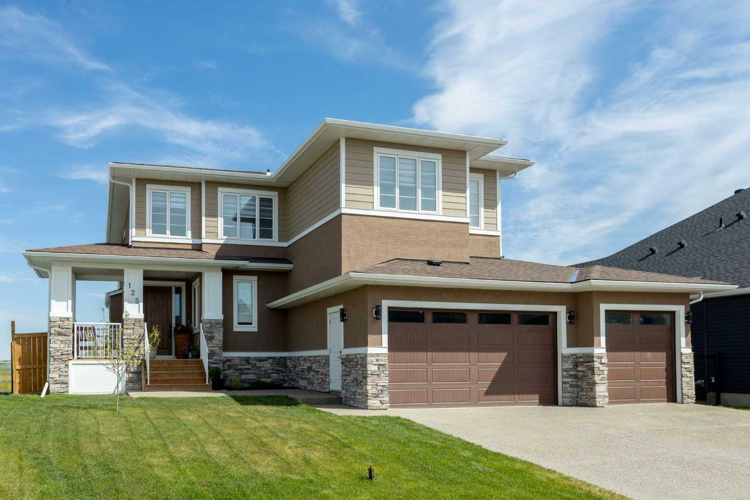 Property Photo: 125 North Bridges Bay SW AB T0J 1X3