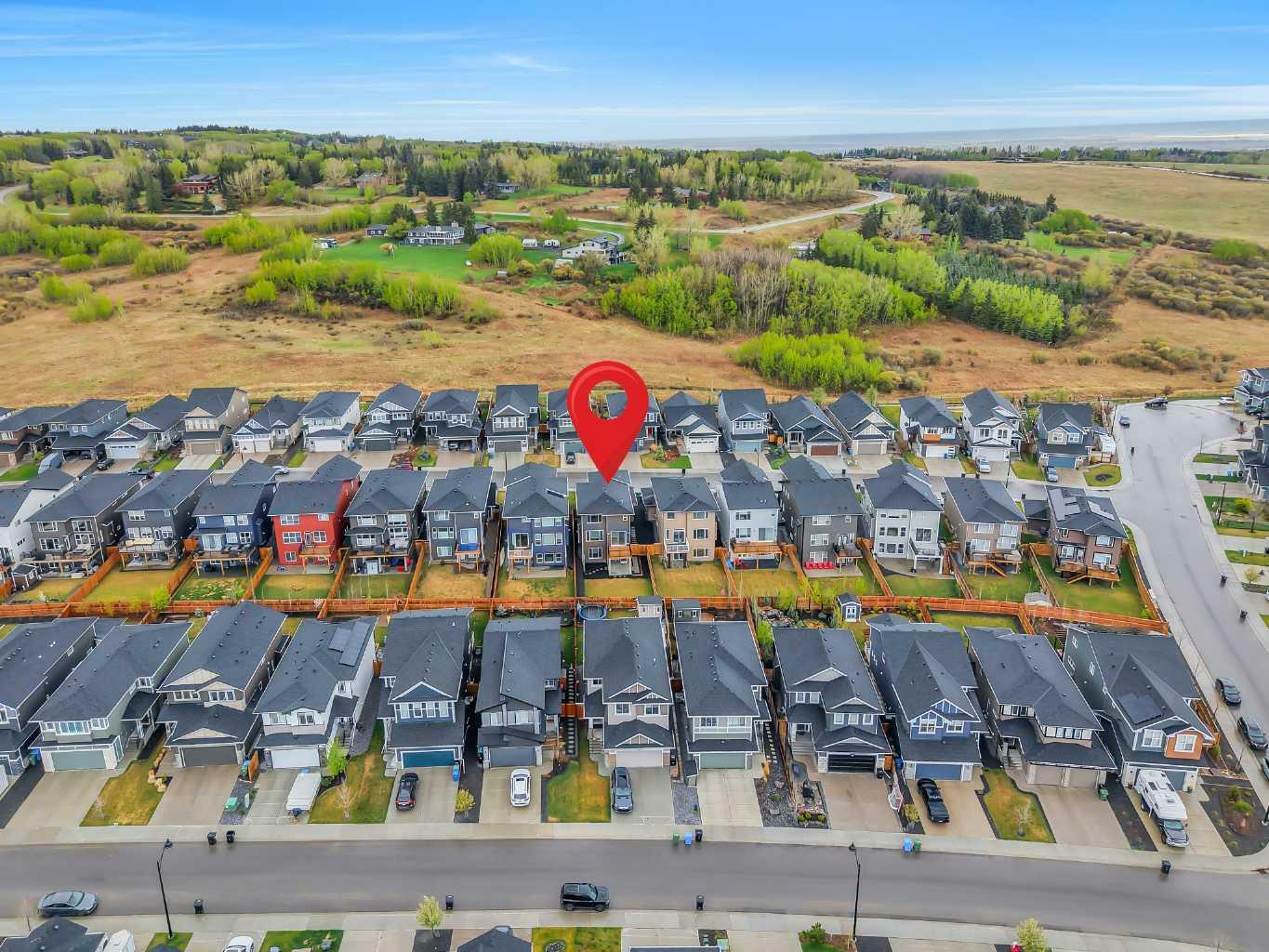 93 Crestbrook View SW  Calgary AB T3B 6G8 photo