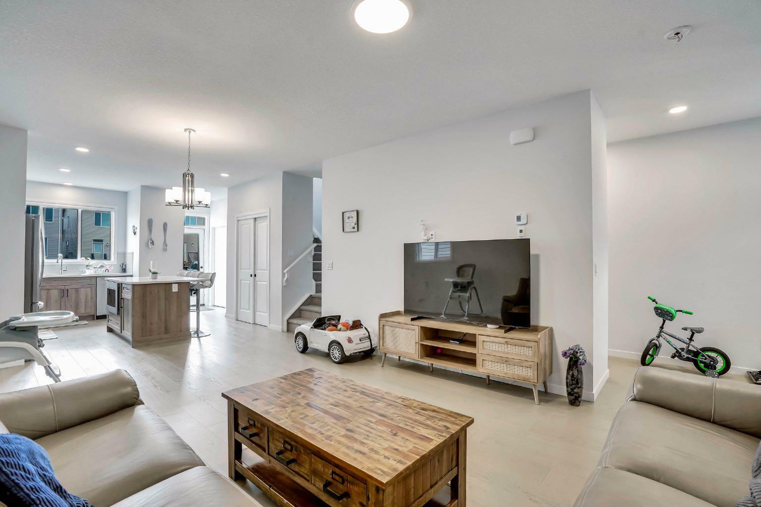 Property Photo: 389 Cornerbrook Road NE AB T3N 2E4
