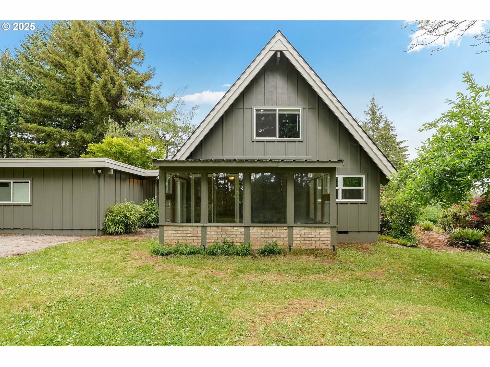 Property Photo: 6182 31st Ave SE OR 97317